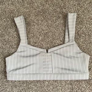 alo sports bra